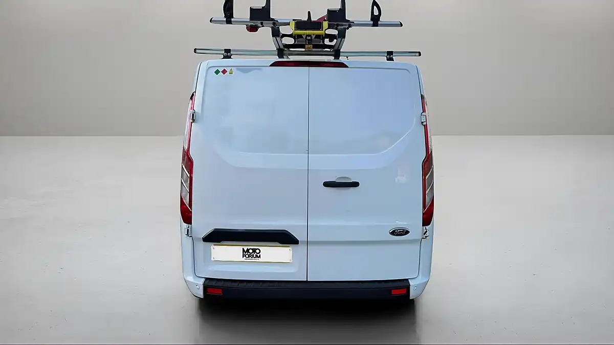 Used 2021 Ford Transit Custom Trend White - Interior and Exterior details 20