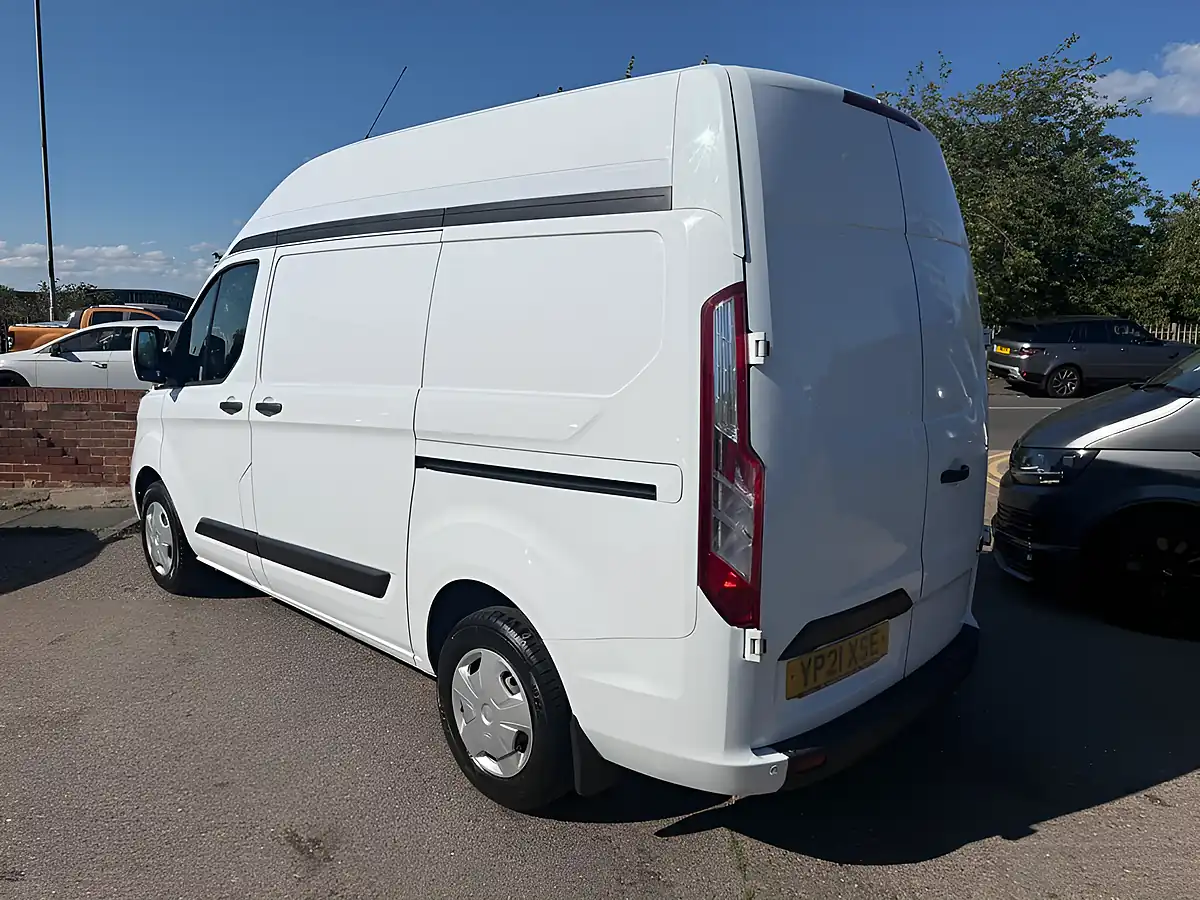 Used 2021 Ford Transit Custom Trend White - Interior and Exterior details 4