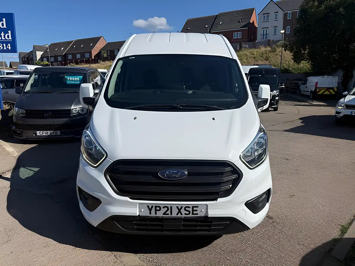 Used 2021 Ford Transit Custom Trend White - Interior and Exterior details 6