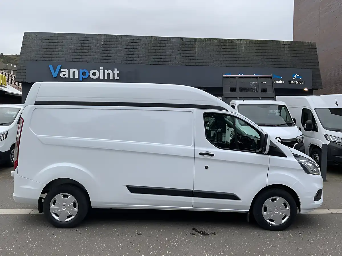 Used 2021 Ford Transit Custom Trend White - Interior and Exterior details 8