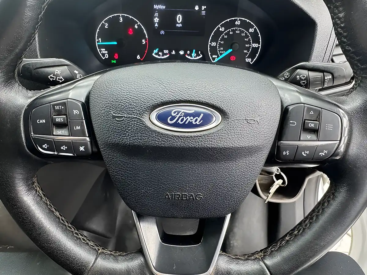Used 2021 Ford Transit Custom Trend White - Interior and Exterior details 11