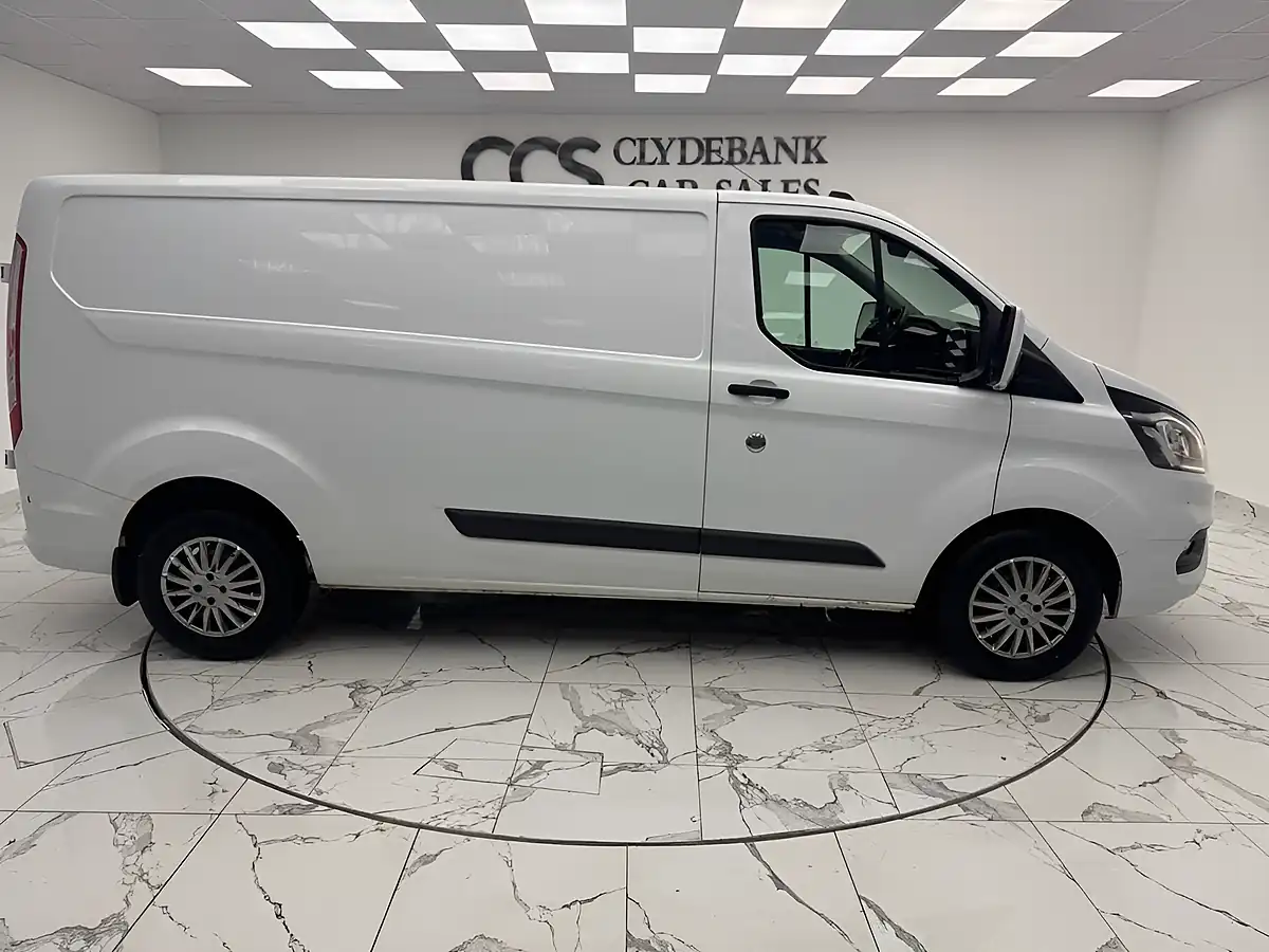 Used 2021 Ford Transit Custom Trend White - Interior and Exterior details 2