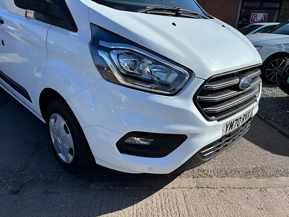 Used 2021 Ford Transit Custom Trend White - Interior and Exterior details 5
