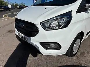 Used 2021 Ford Transit Custom Trend White - Interior and Exterior details 7
