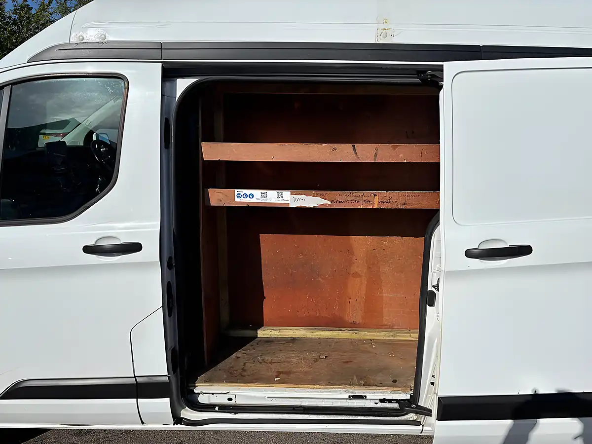 Used 2021 Ford Transit Custom Trend White - Interior and Exterior details 8