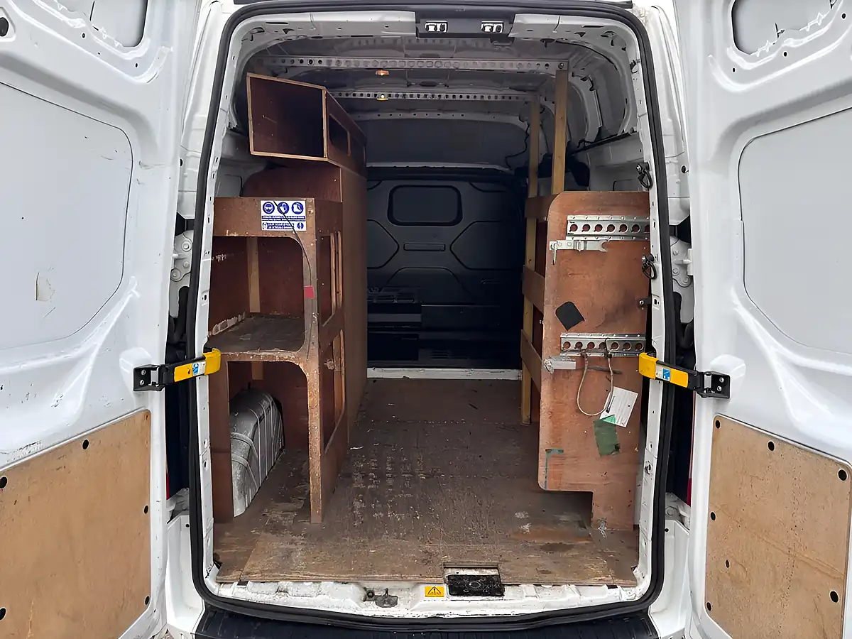 Used 2021 Ford Transit Custom Trend White - Interior and Exterior details 17