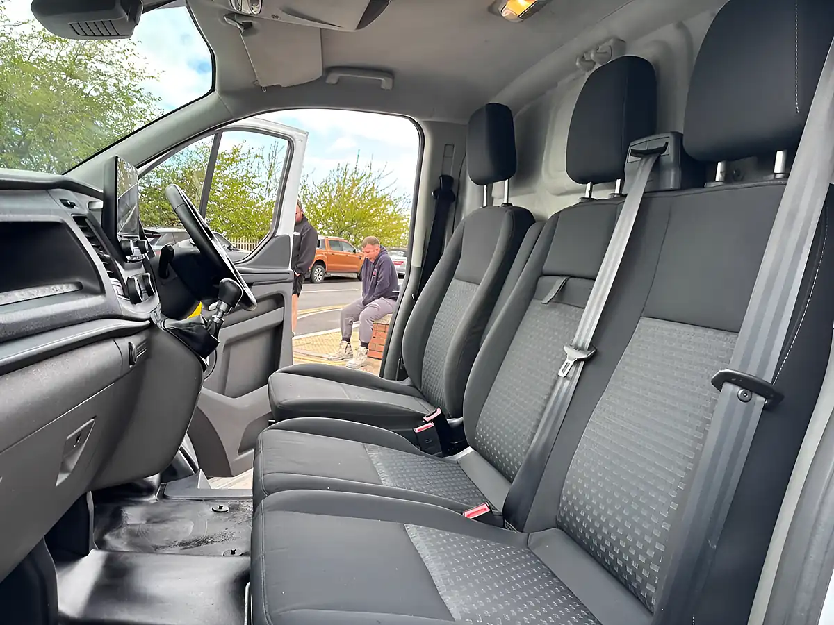 Used 2021 Ford Transit Custom Trend White - Interior and Exterior details 19