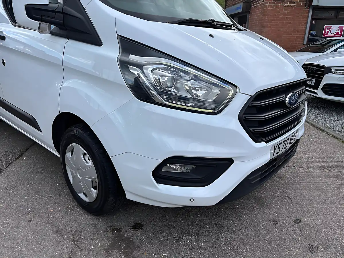 Used 2021 Ford Transit Custom Trend White - Interior and Exterior details 5
