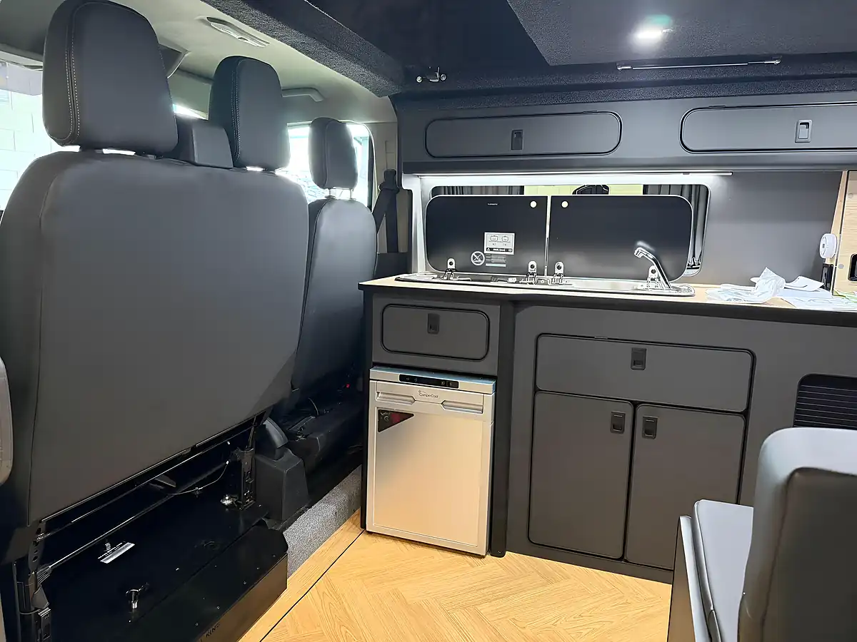 Used 2021 Ford Transit Custom White - Interior and Exterior details 10