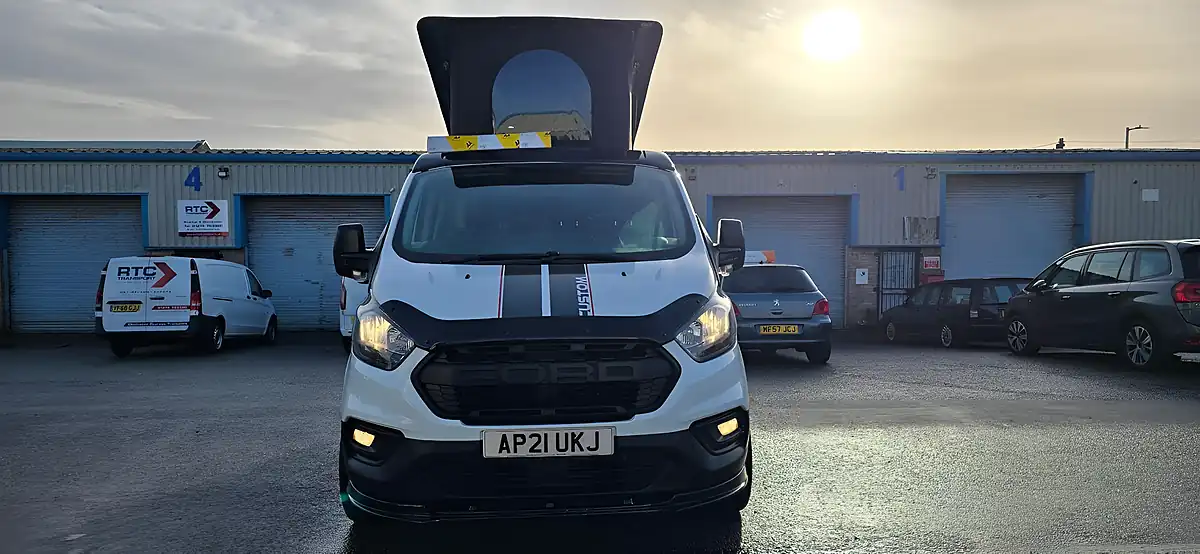 Used 2021 Ford Transit Custom White - Interior and Exterior details 18