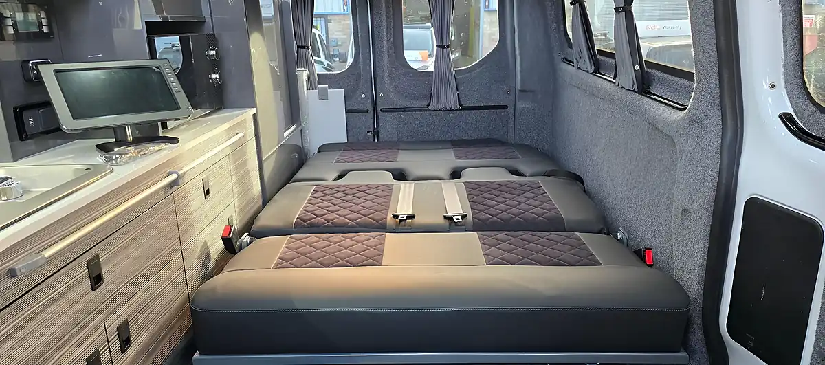 Used 2021 Ford Transit Custom White - Interior and Exterior details 5