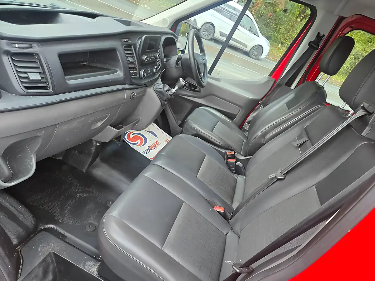 Used 2021 Ford Transit Double Cab Tipper Red - Interior and Exterior details 5
