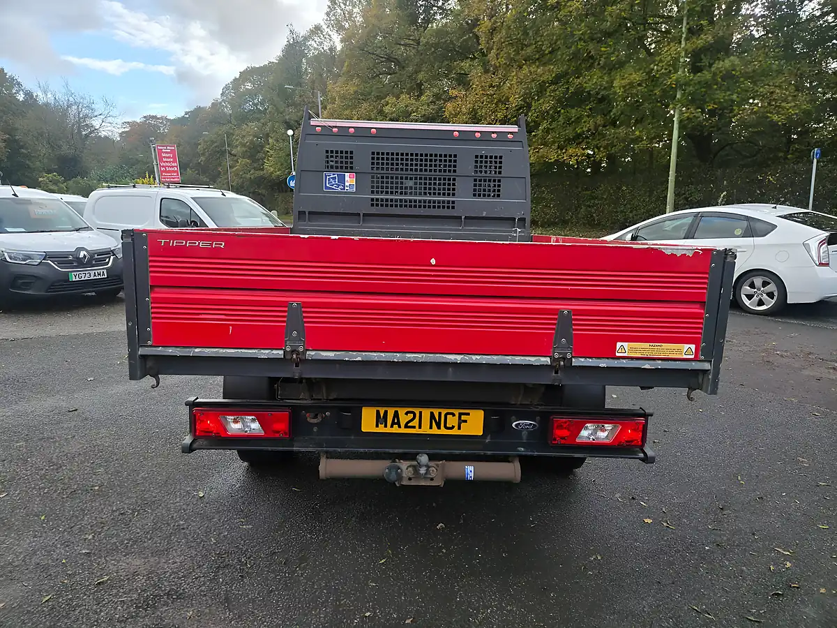 Used 2021 Ford Transit Double Cab Tipper Red - Interior and Exterior details 8