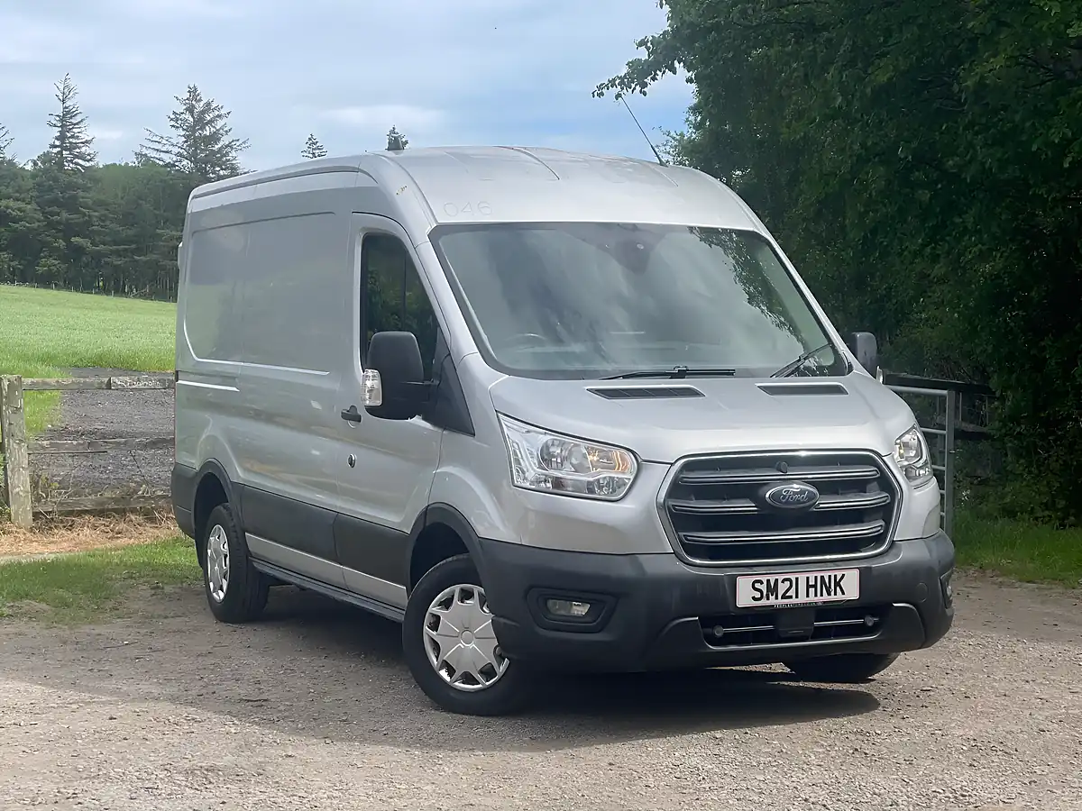 Used 2021 Ford Transit H2 Trend Silver - Front View