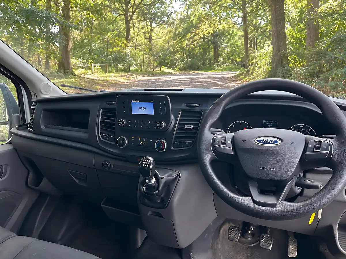 Used 2021 Ford Transit Leader Chassis Cab White - Interior and Exterior details 13