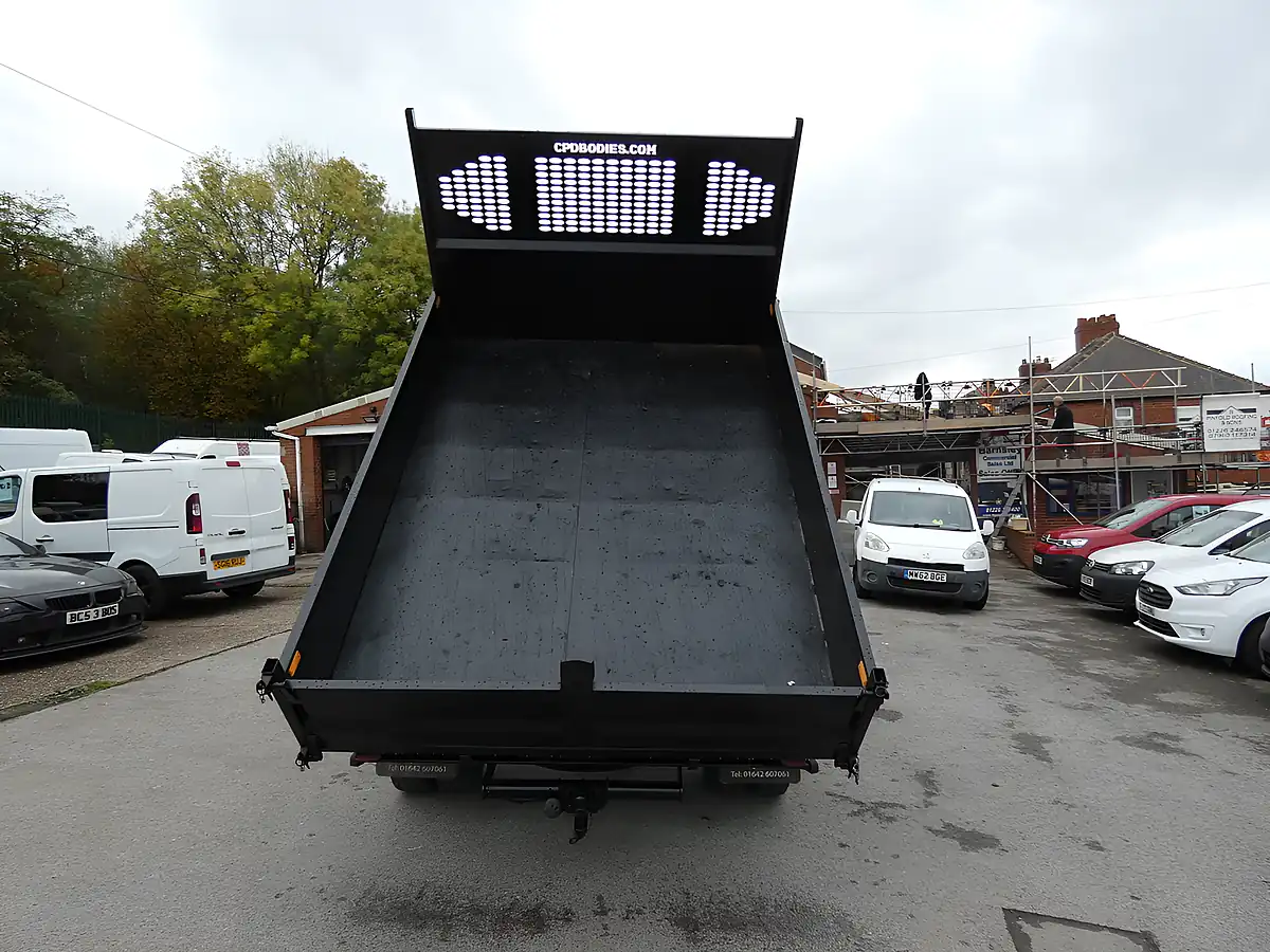 Used 2021 Ford Transit Leader Frozen White - Interior and Exterior details 4