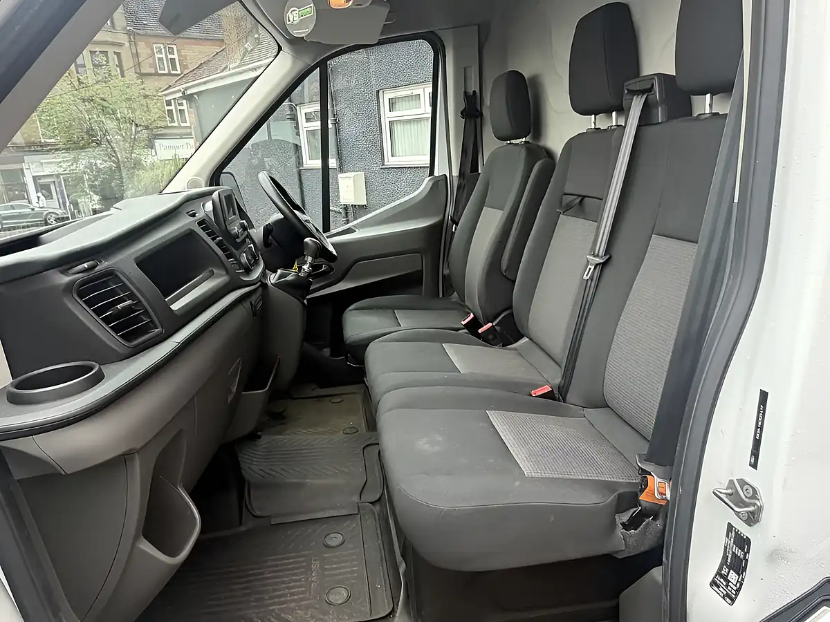 Used 2021 Ford Transit Leader Frozen White - Interior and Exterior details 11