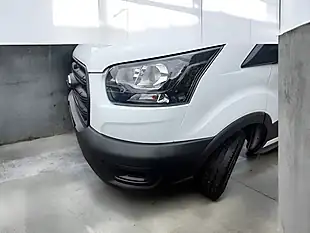 Used 2021 Ford Transit Leader Frozen White - Interior and Exterior details 8
