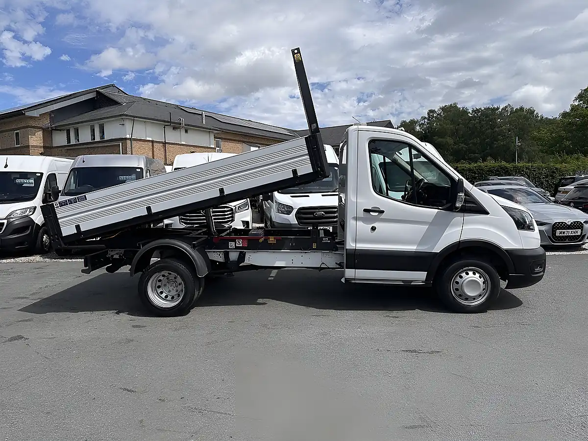 Used 2021 Ford Transit Leader Frozen White (solid Paint) - Interior and Exterior details 10