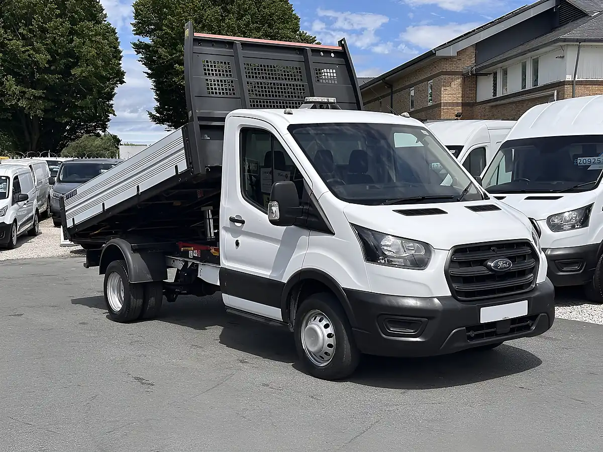 Used 2021 Ford Transit Leader Frozen White (solid Paint) - Interior and Exterior details 6