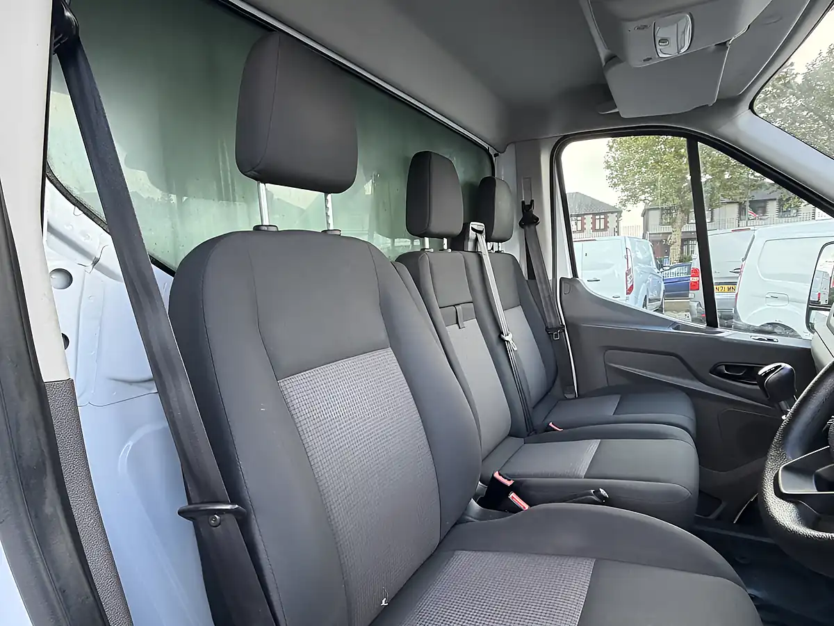 Used 2021 Ford Transit Leader Luton White - Interior and Exterior details 16