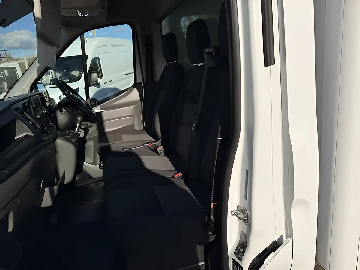 Used 2021 Ford Transit Leader Luton White - Interior and Exterior details 13