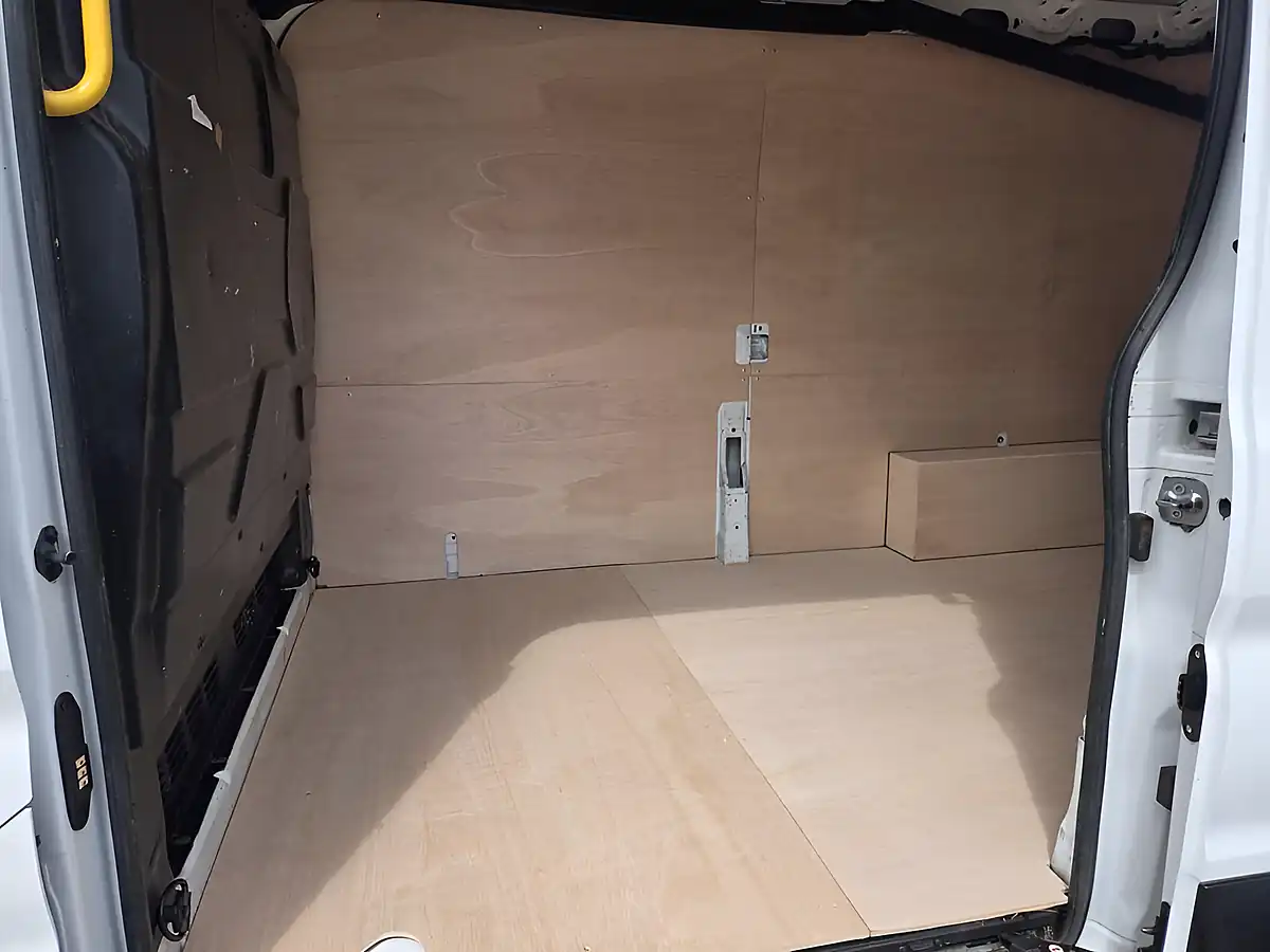 Used 2021 Ford Transit Leader Lwb White - Interior and Exterior details 6