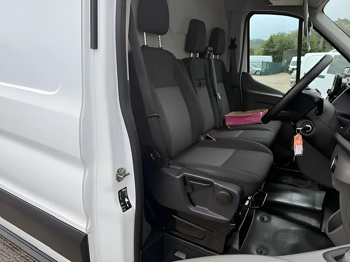 Used 2021 Ford Transit Leader White - Interior and Exterior details 7