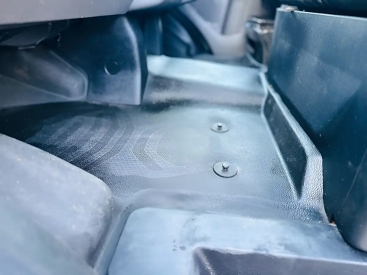 Used 2021 Ford Transit Leader White - Interior and Exterior details 19