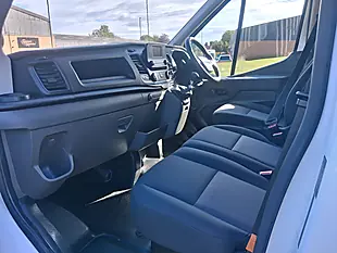 Used 2021 Ford Transit Luton White - Interior and Exterior details 12
