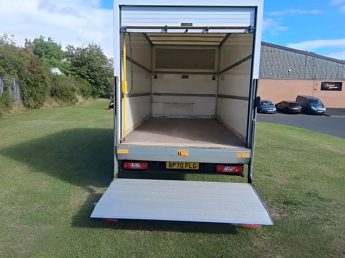 Used 2021 Ford Transit Luton White - Interior and Exterior details 9