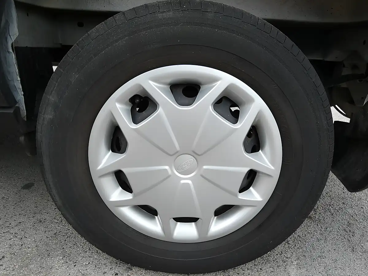 Used 2021 Ford Transit Trend Frozen White - Interior and Exterior details 11