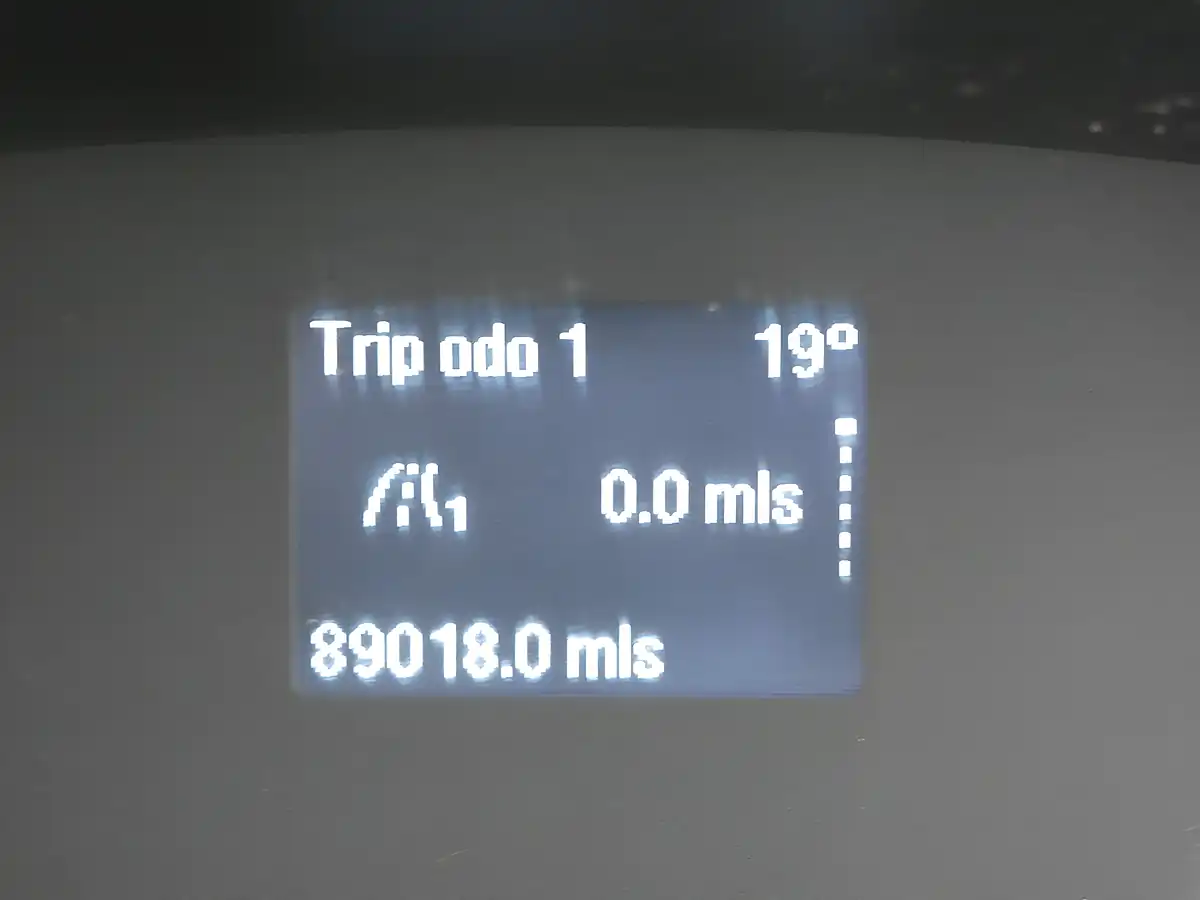 Used 2021 Ford Transit Trend Frozen White - Interior and Exterior details 7