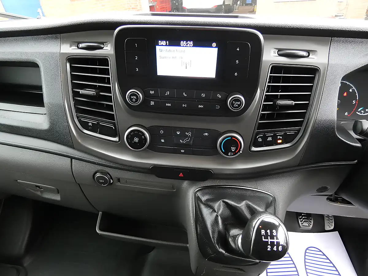 Used 2021 Ford Transit Trend Frozen White - Interior and Exterior details 8