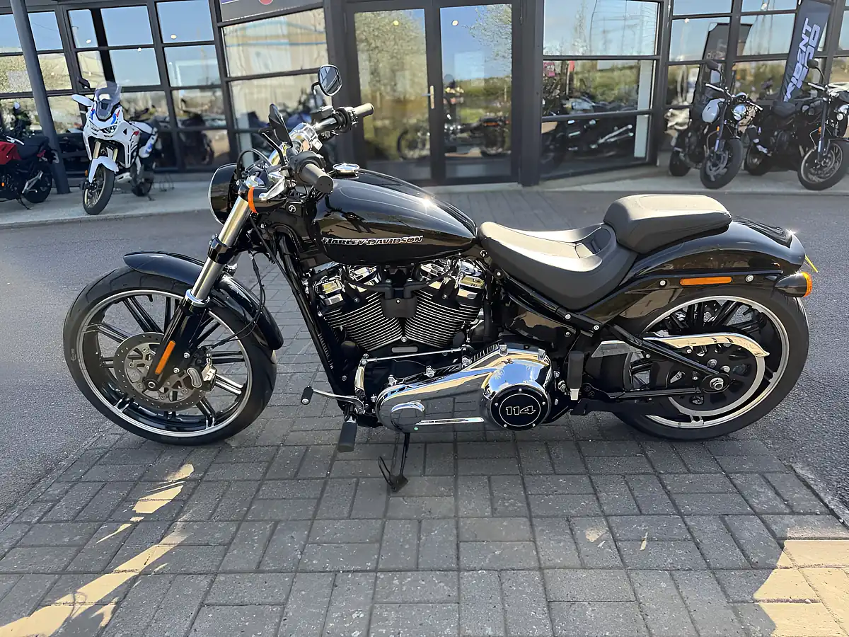Used 2021 Harley-Davidson Fxbrs Breakout Black - Interior and Exterior details 6