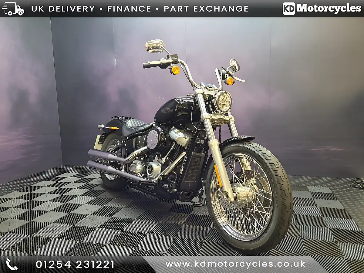 Used 2021 Harley-Davidson Fxst Softail Standard Black - Front View