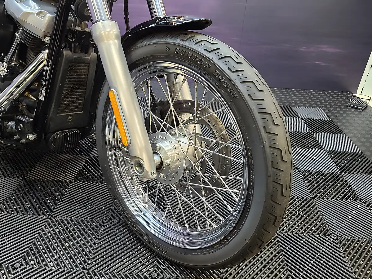 Used 2021 Harley-Davidson Fxst Softail Standard Black - Interior and Exterior details 16