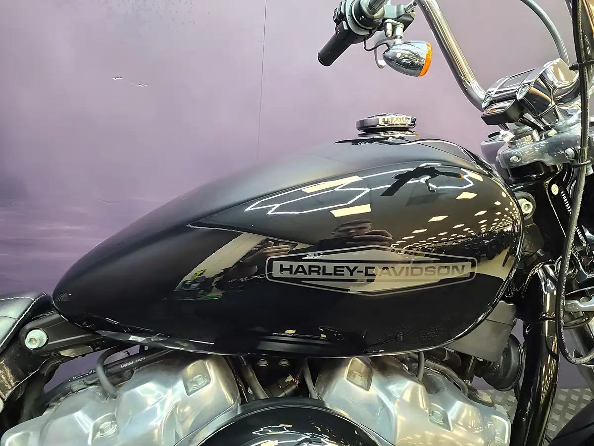 Used 2021 Harley-Davidson Fxst Softail Standard Black - Interior and Exterior details 7