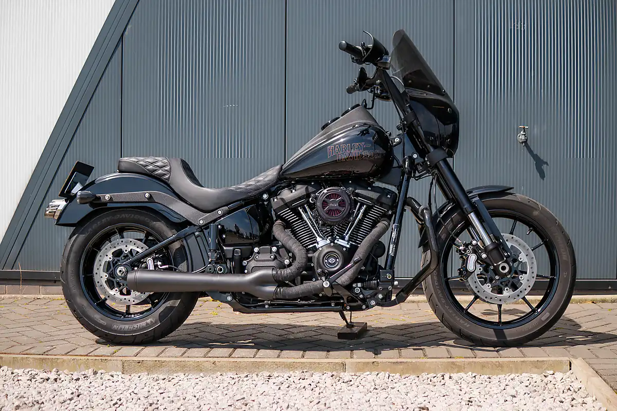 Used 2021 Harley-Davidson Low Rider S Vivid Black - Interior and Exterior details 4