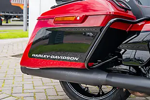 Used 2021 Harley-Davidson Road Glide Special Billiard Red/Vivid Black - Interior and Exterior details 12