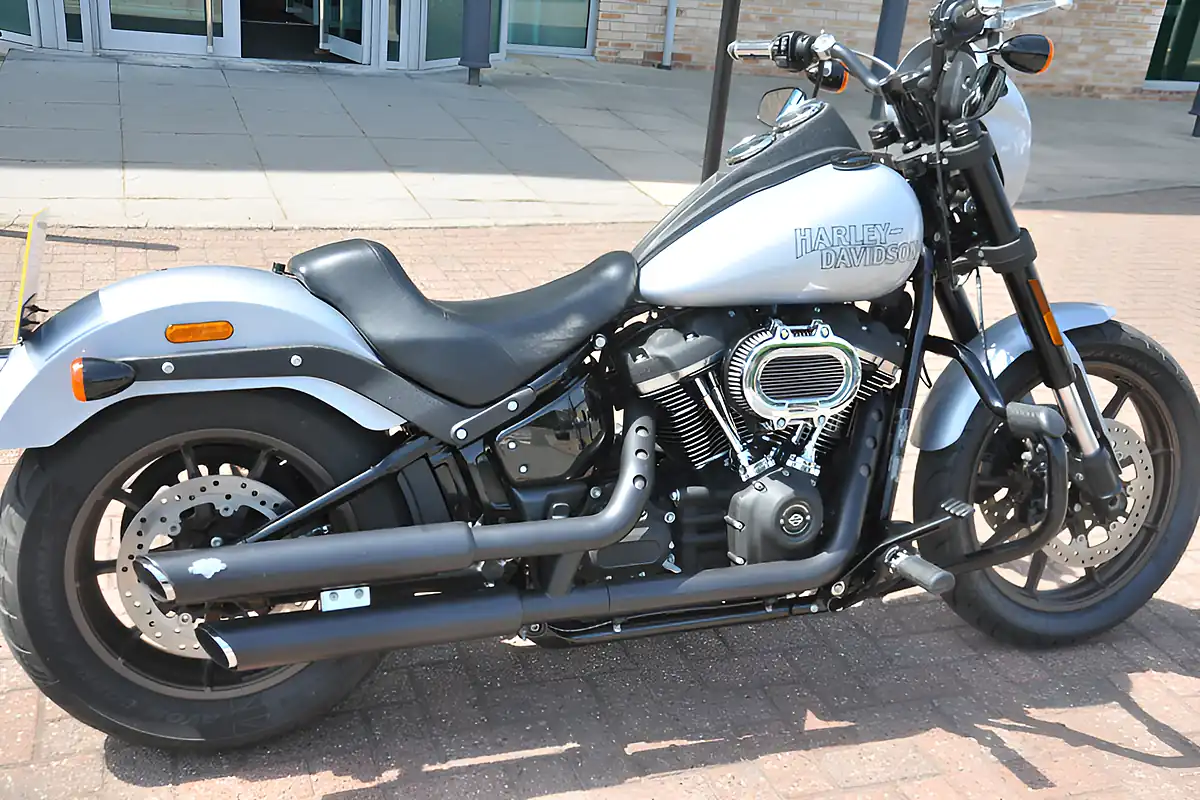 Used 2021 Harley-Davidson Softail Low Rider S Fxlrs Silver - Interior and Exterior details 5
