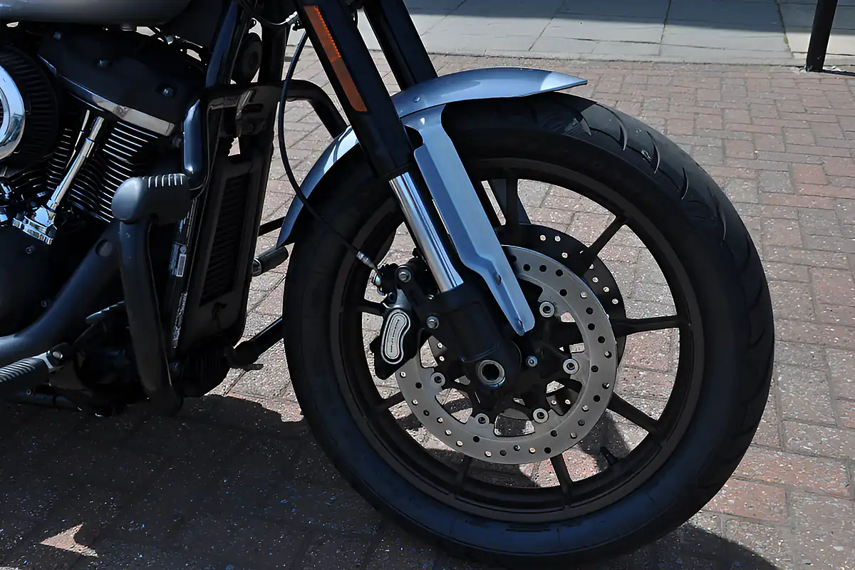 Used 2021 Harley-Davidson Softail Low Rider S Fxlrs Silver - Interior and Exterior details 9