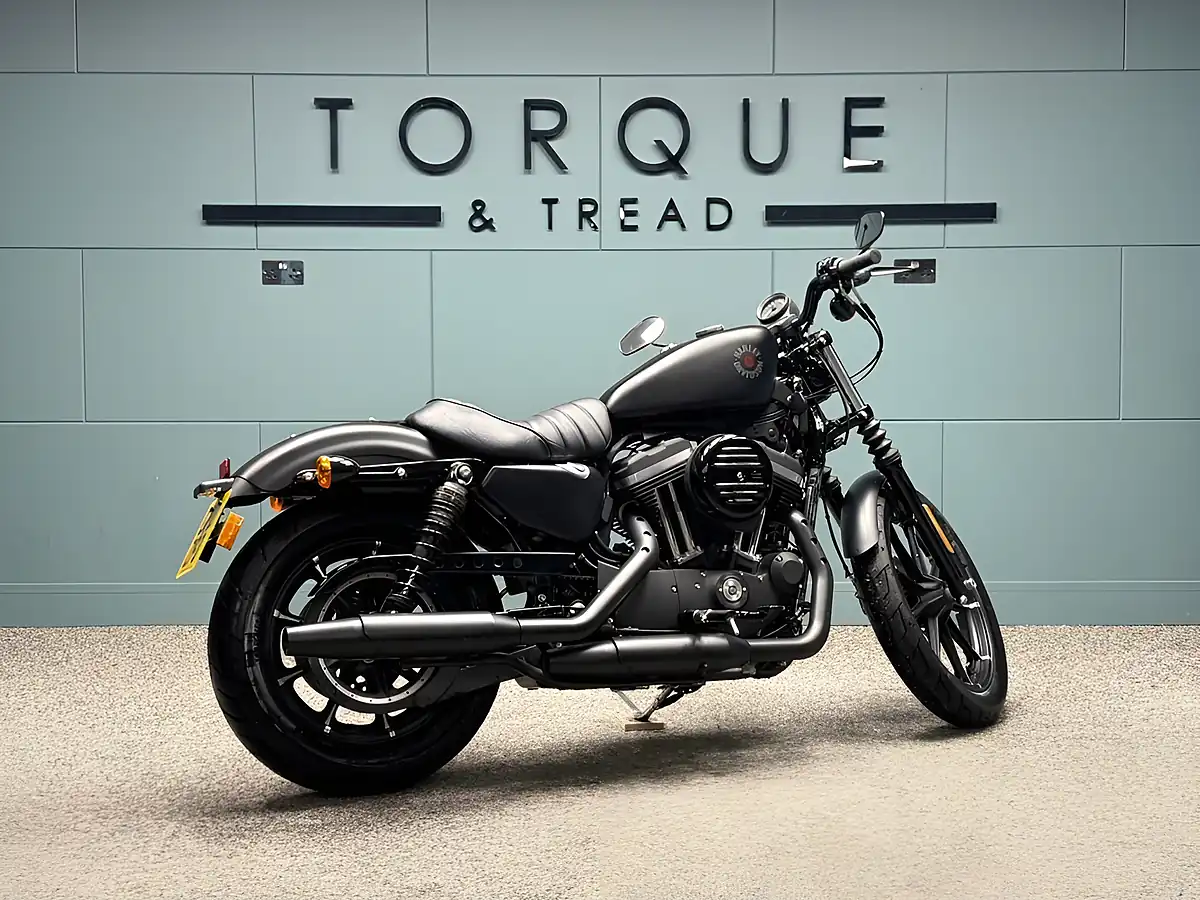 Used 2021 Harley-Davidson Sportster Iron 883 Black - Interior and Exterior details 3