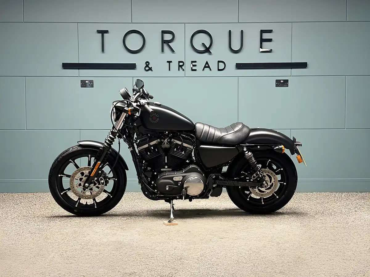 Used 2021 Harley-Davidson Sportster Iron 883 Black - Interior and Exterior details 8