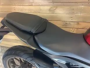 Used 2021 Honda Cb R Red - Interior and Exterior details 16