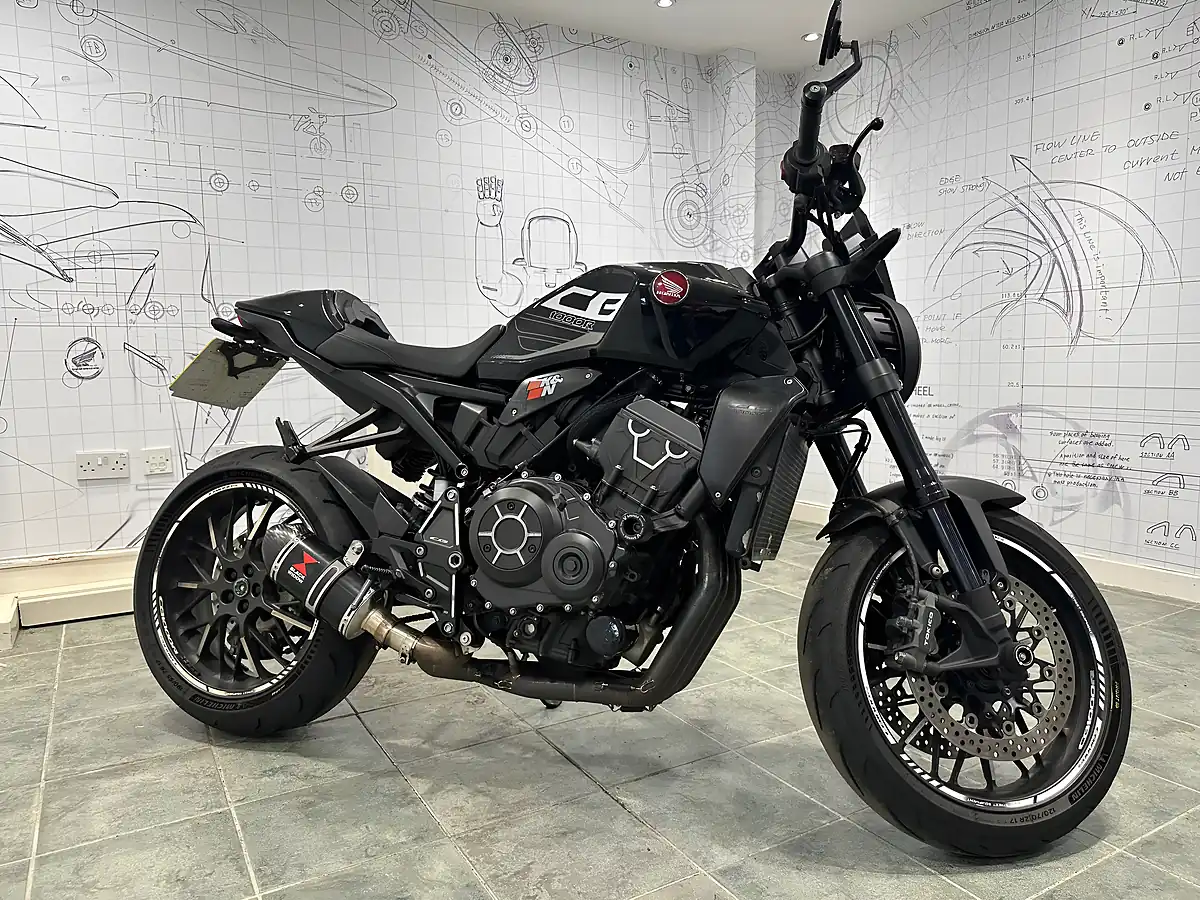 Used 2021 Honda CB1000R Black - Interior and Exterior details 2