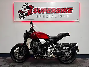 Used 2021 Honda CB1000R Naked Red - Interior and Exterior details 6