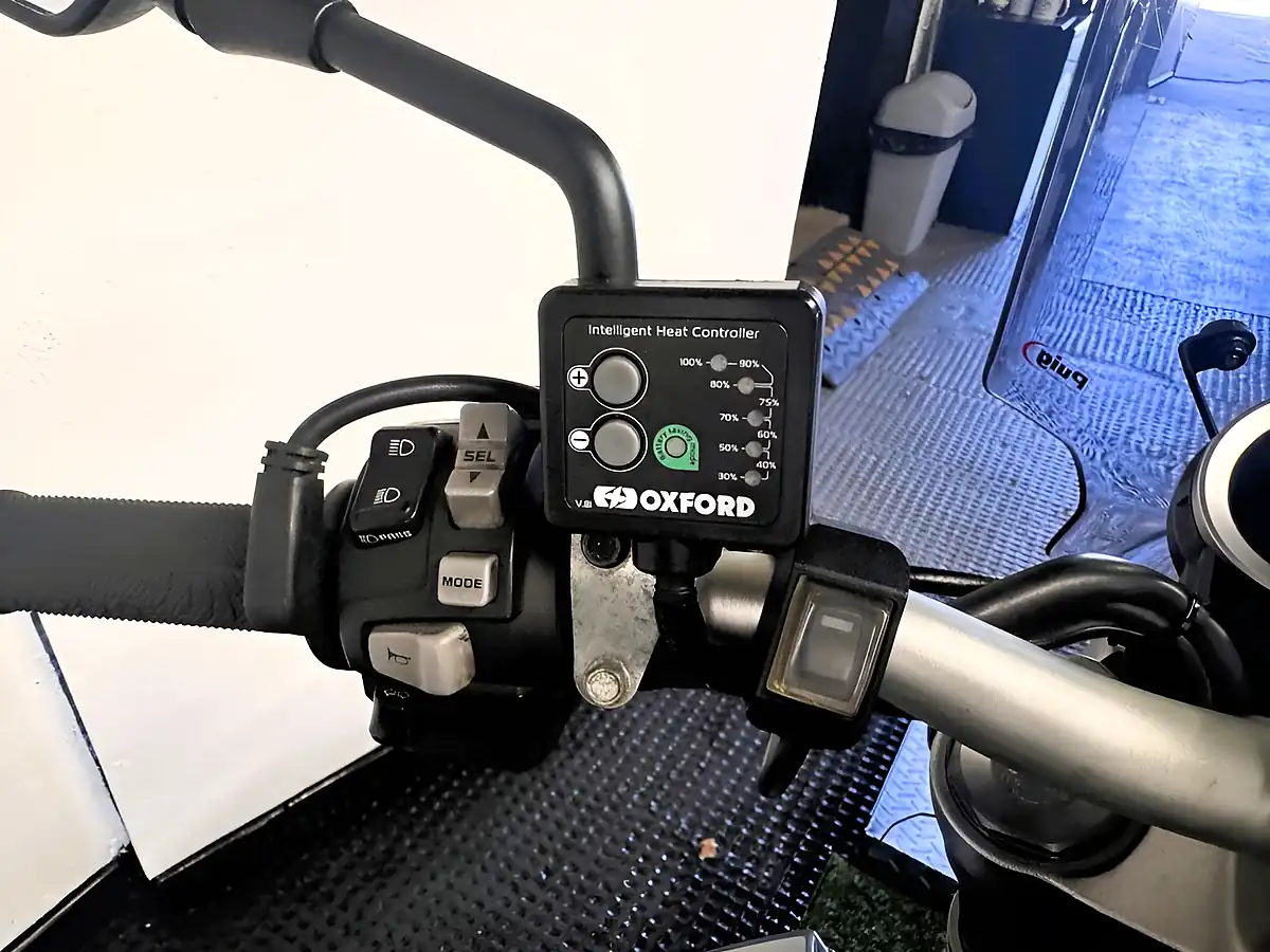 Used 2021 Honda CB1000R Neo Sport Silver - Interior and Exterior details 11