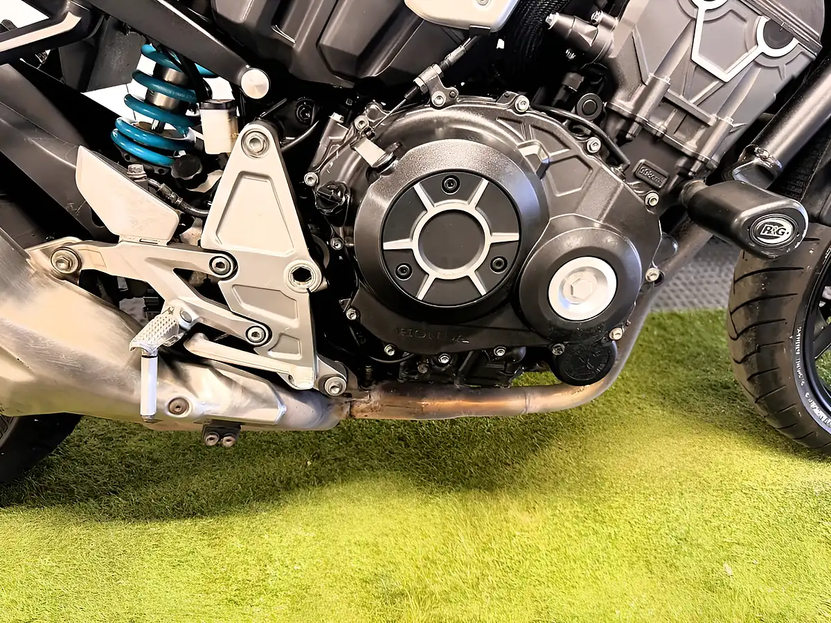 Used 2021 Honda CB1000R Neo Sport Silver - Interior and Exterior details 14