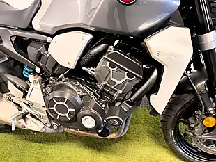 Used 2021 Honda CB1000R Neo Sport Silver - Interior and Exterior details 15
